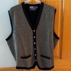 POLO Ralph Lauren men’s XL vest 
100% cashmere